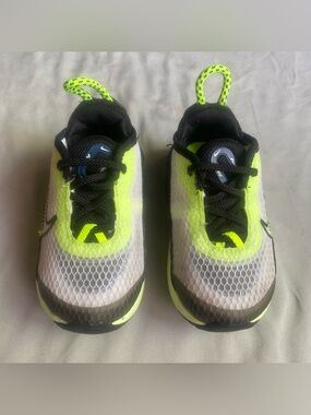 Nike Air Max 2090 (TD) Size 5c Baby Shoes